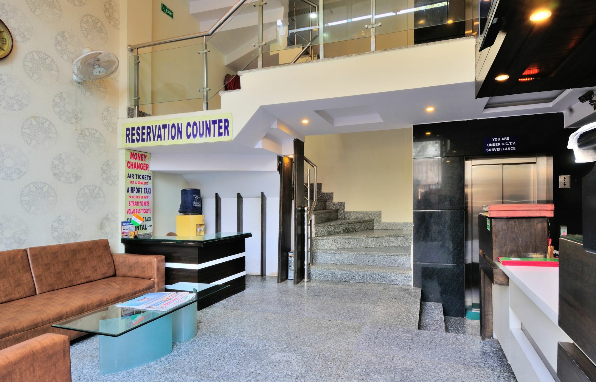 Hotel Gold Star Inn - Paharganj New Delhi Exteriör bild