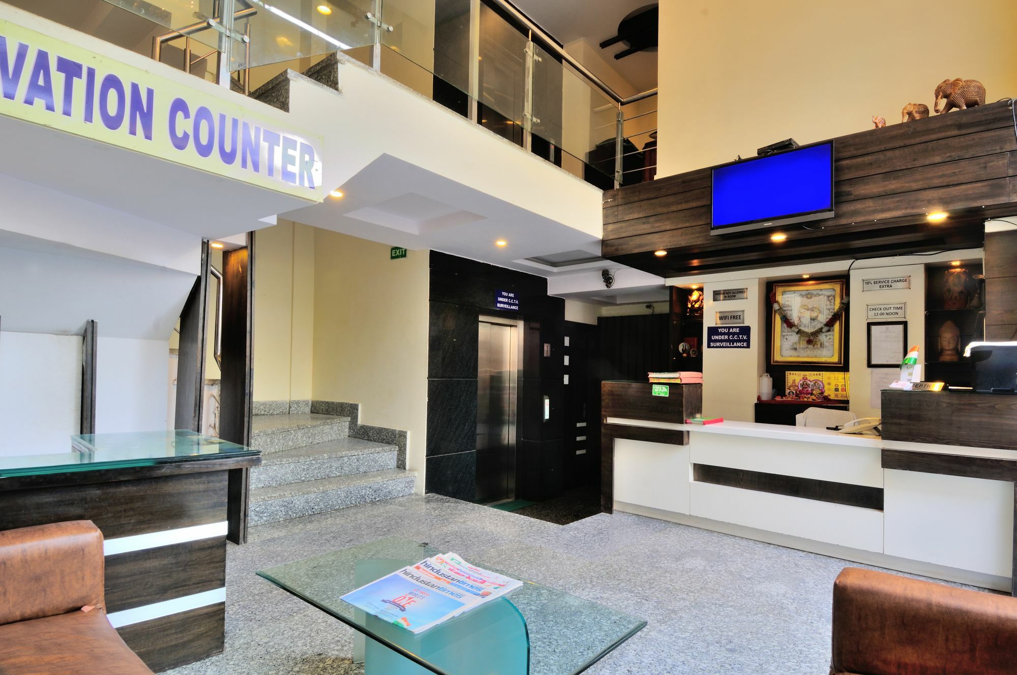 Hotel Gold Star Inn - Paharganj New Delhi Exteriör bild